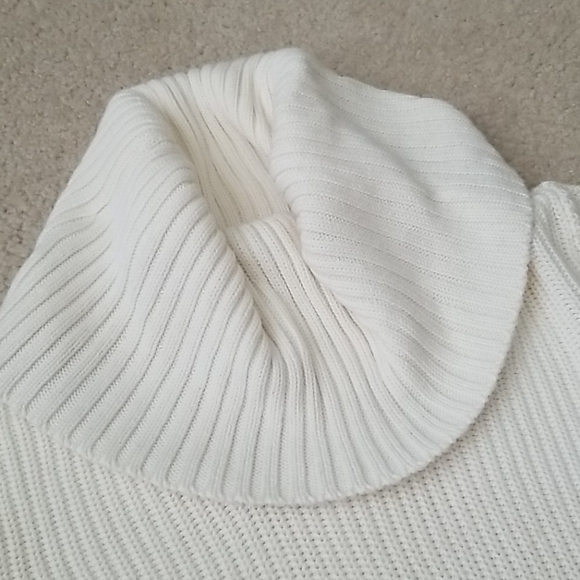 EUC cowl kneck, hip length sweater - Picture 2 of 4